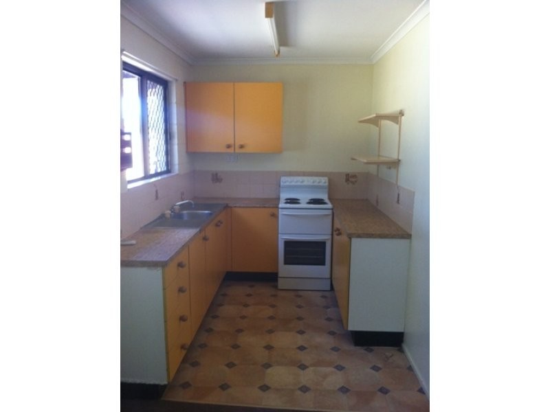 29 Canterbury Road, Kirwan QLD 4817