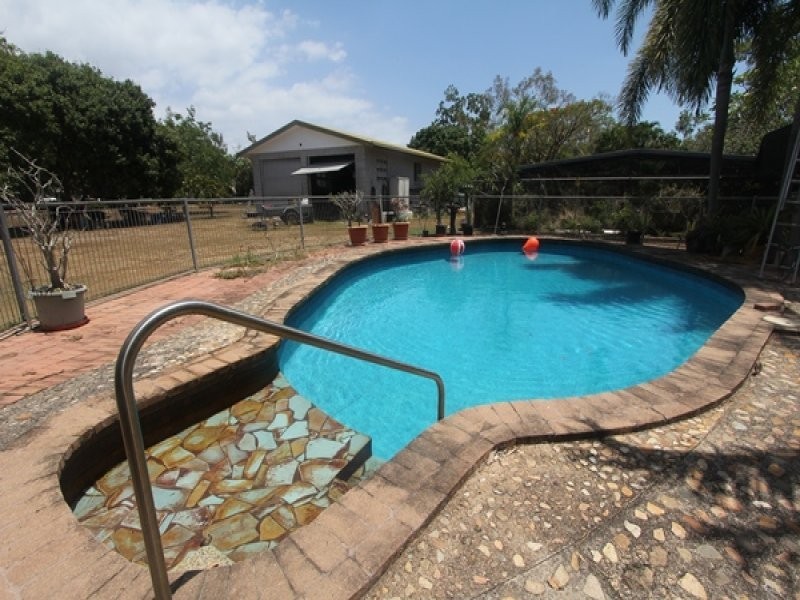 95 Toolakea Beach Road, Bluewater QLD 4818