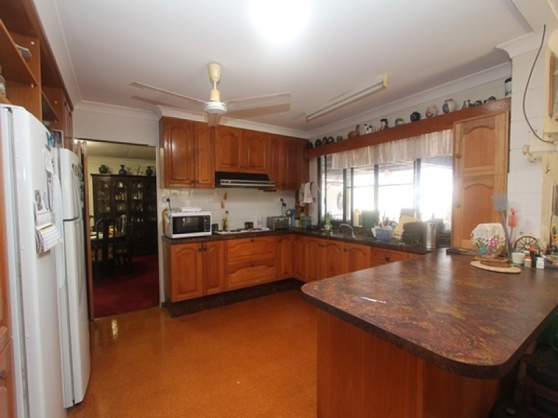 95 Toolakea Beach Road, Bluewater QLD 4818