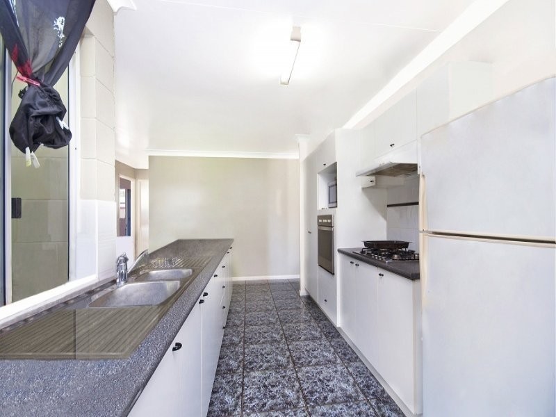 4 Borton Street, Balgal Beach QLD 4816