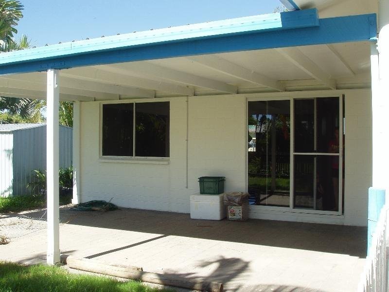 4 Borton Street, Balgal Beach QLD 4816