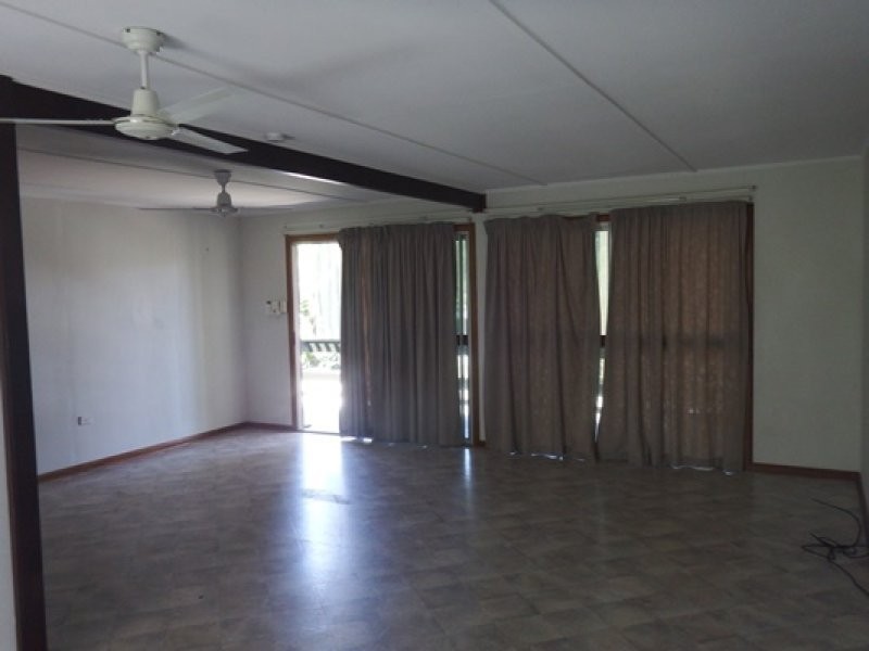 3 Cay Street, Saunders Beach QLD 4818