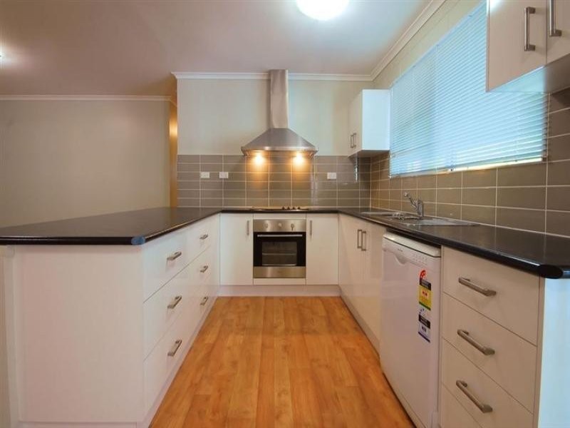 5 Esplanade, Balgal Beach QLD 4816
