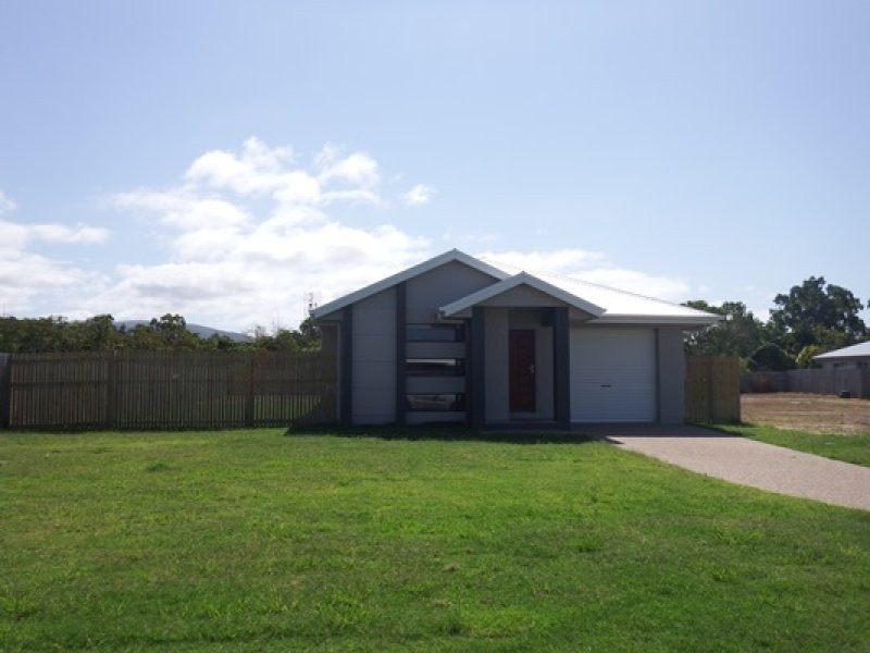 12 Coral Court, Balgal Beach QLD 4816