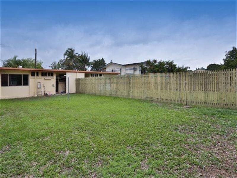 2/12 Bristol Street, Gulliver QLD 4812