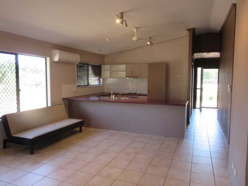 18 Blue Mountain Drive, Bluewater QLD 4818