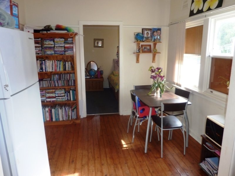 8 Norman Avenue, Dolls Point NSW 2219