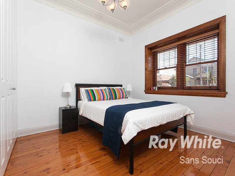 18 Minton Avenue, Dolls Point NSW 2219