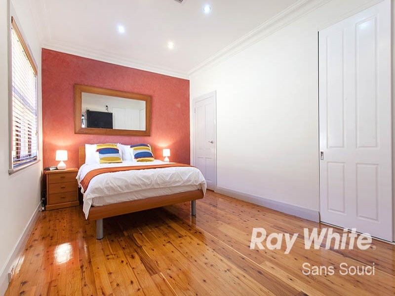 18 Minton Avenue, Dolls Point NSW 2219