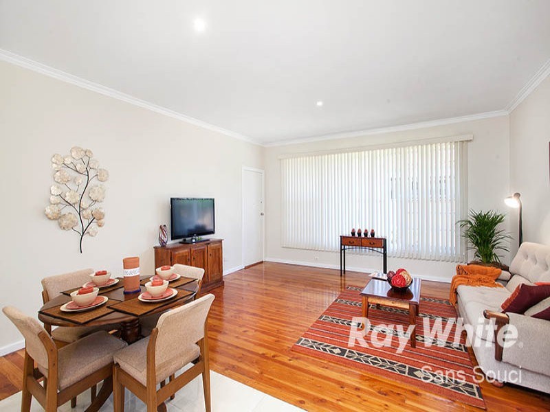 2/39 Solander Street, Monterey NSW 2217