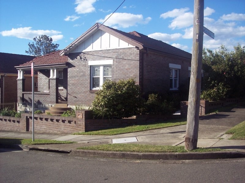 38 Ercildoune Ave, Beverley Park NSW 2217