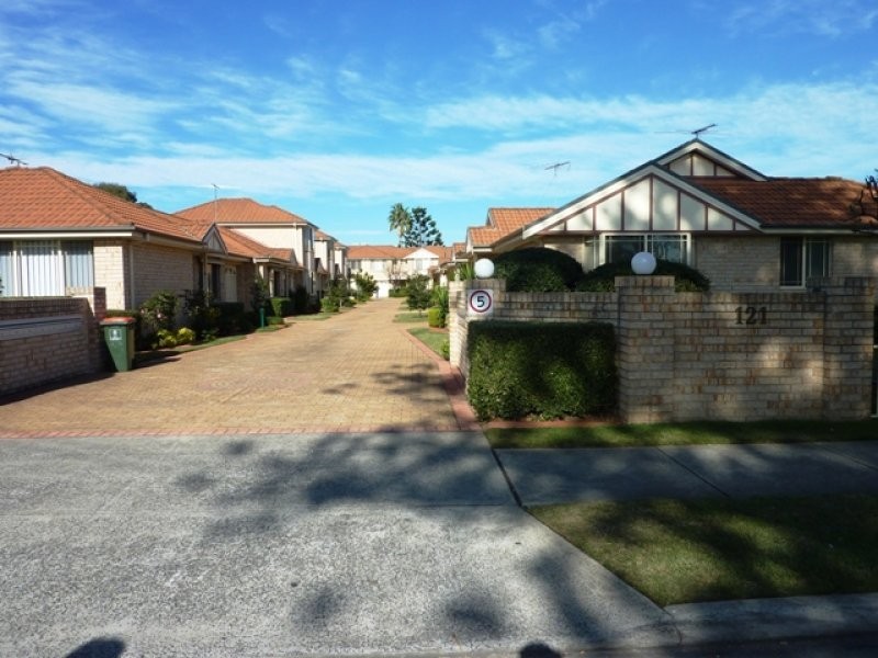 6/121 Barton Street, Monterey NSW 2217