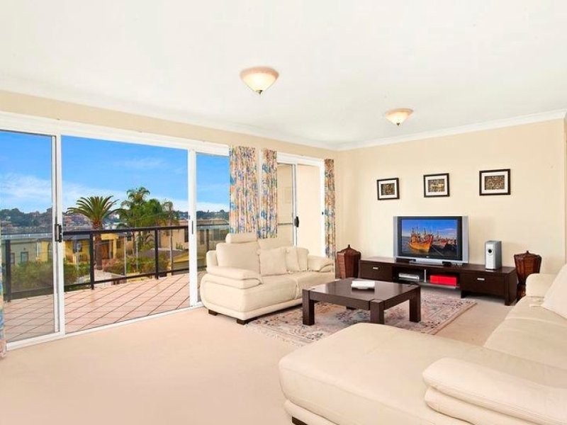 17 Carlton Crescent, Kogarah Bay NSW 2217