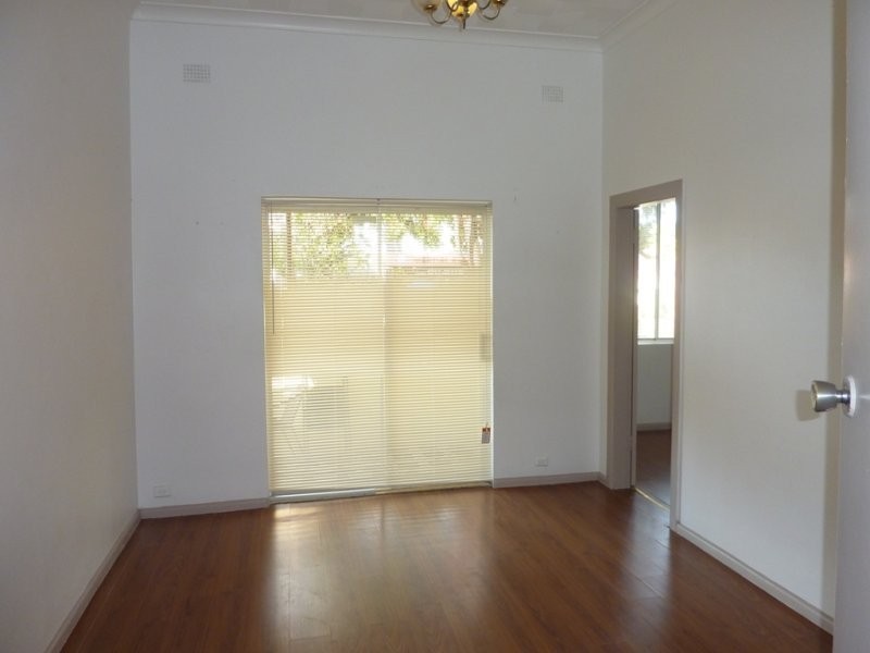 17 Rocky Point Road, Kogarah NSW 2217