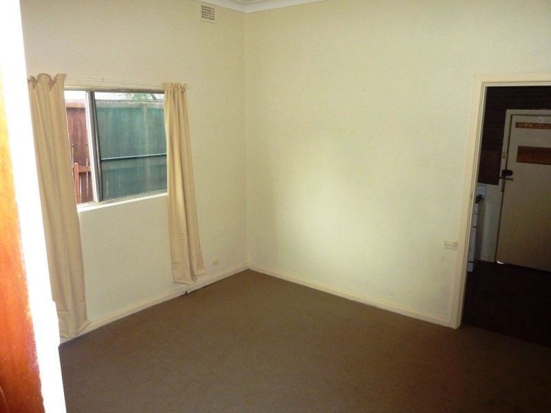 32 Rocky Point Road, Kogarah NSW 2217