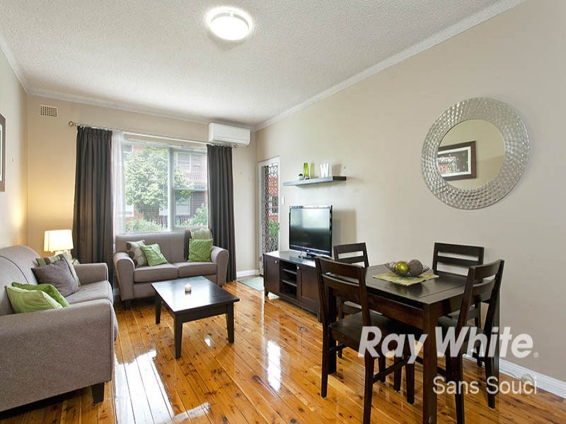 2/35  Banks Street, Monterey NSW 2217