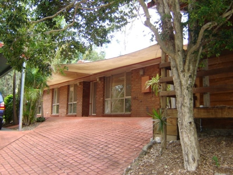 26 Tetragona Drive, Arana Hills QLD 4054