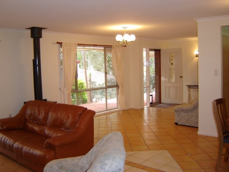 26 Tetragona Drive, Arana Hills QLD 4054