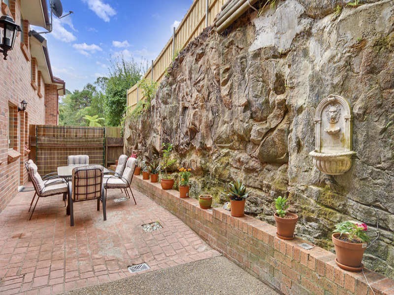 2/32 Werona Street, Pennant Hills NSW 2120