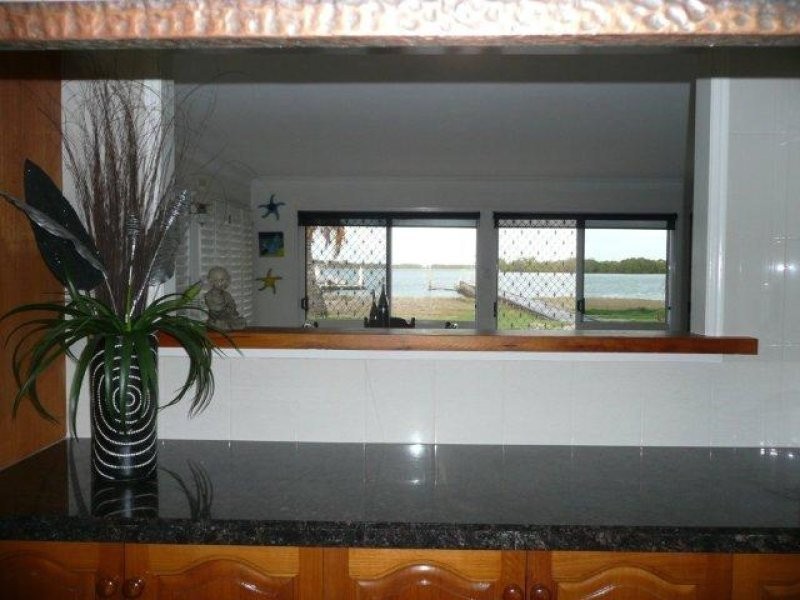 50 WARANA AVENUE, Steiglitz QLD 4207