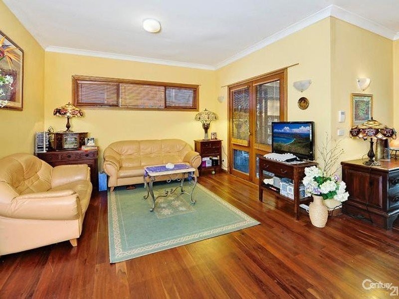 6A Woolcott Avenue, Wahroonga NSW 2076