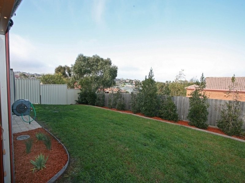 12 Wanderer Court, Berwick VIC 3806