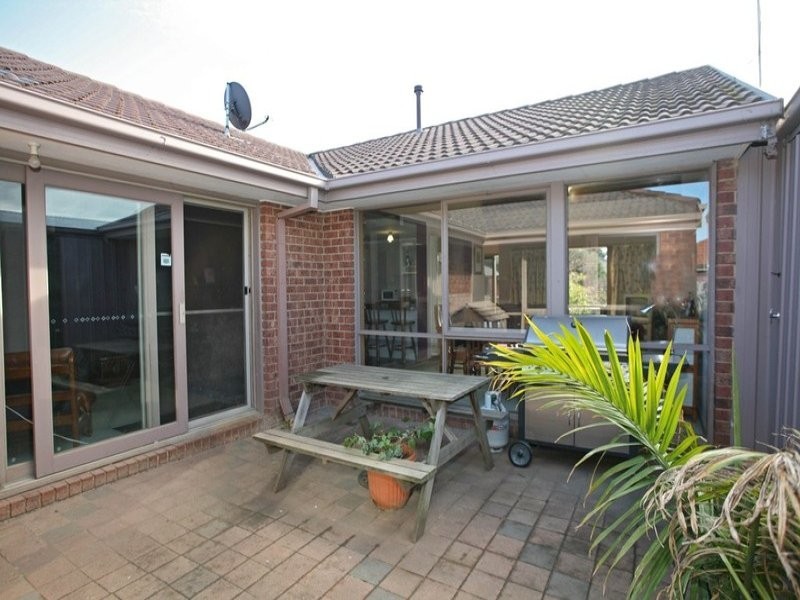 5 Pirra Place, Narre Warren VIC 3805