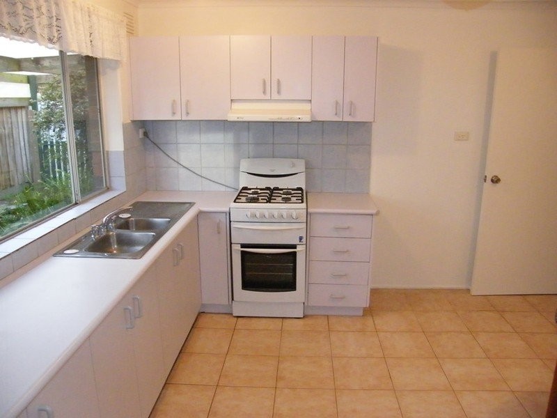 2 Bradley Terrace, Narre Warren VIC 3805