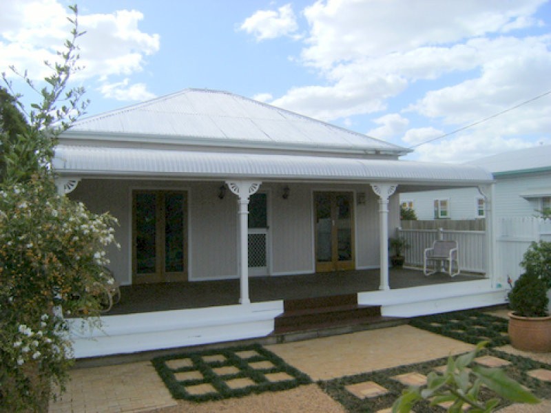 87 Hume, Pittsworth QLD 4356