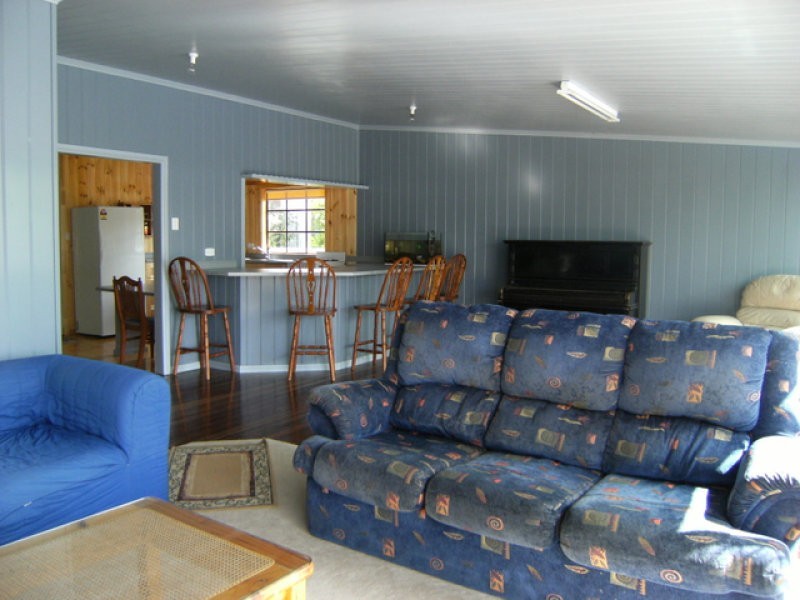 87 Hume, Pittsworth QLD 4356