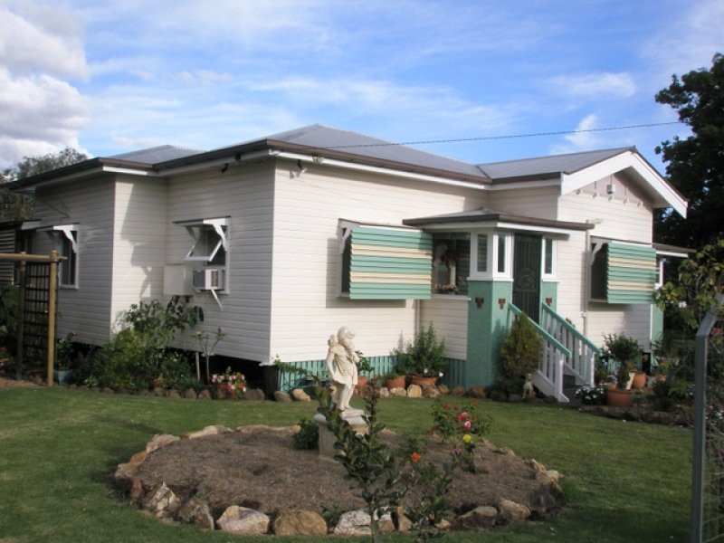 10 Short, Pittsworth QLD 4356