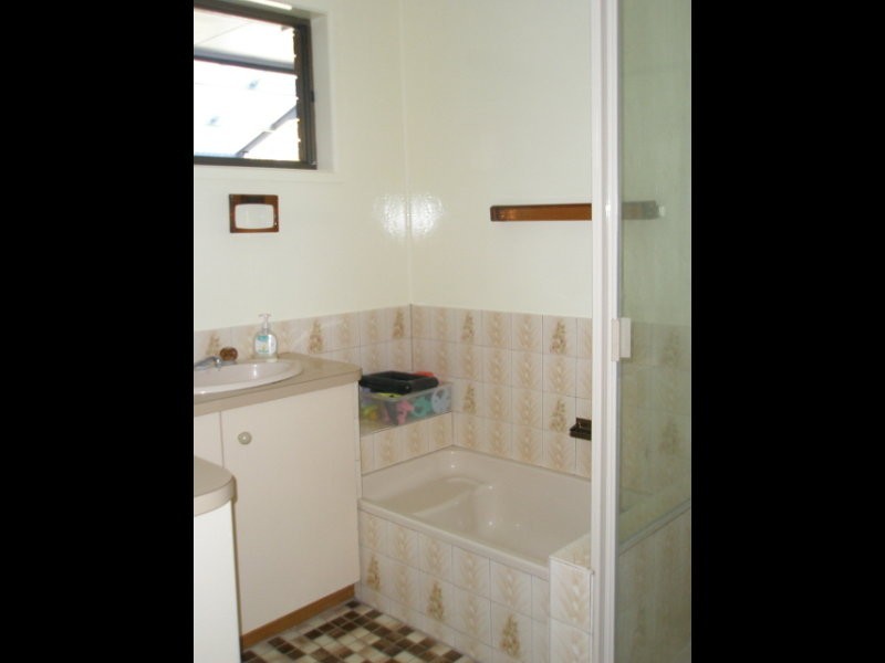 16 White, Pittsworth QLD 4356