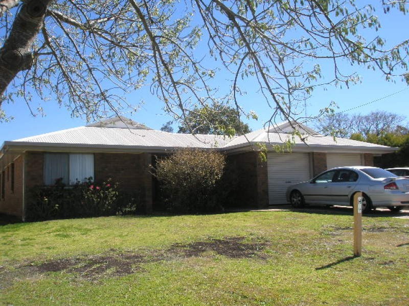 15 Perham, Pittsworth QLD 4356