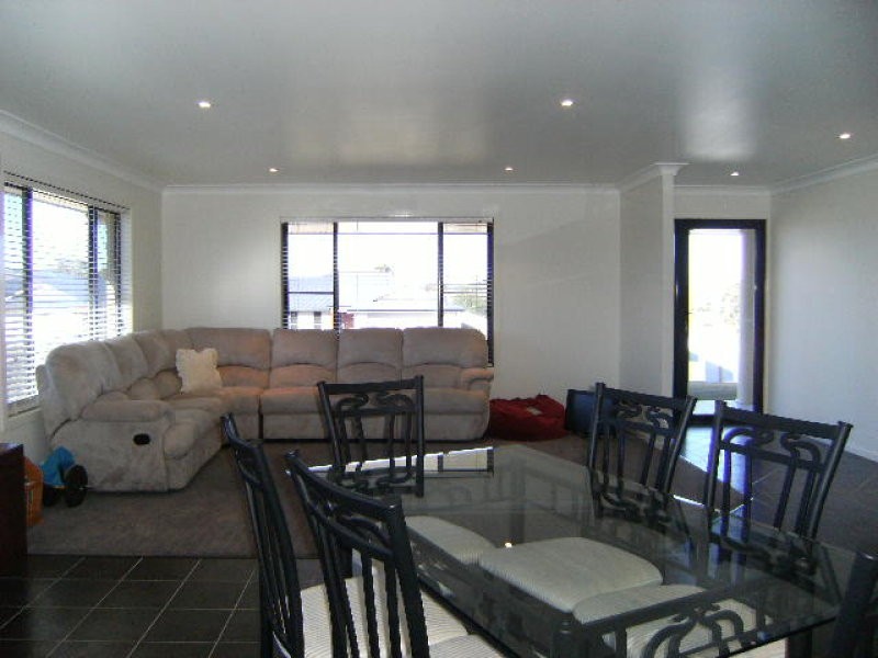 11 Sullivan Crescent, Pittsworth QLD 4356