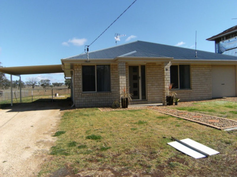10 Frizzell, Southbrook QLD 4363