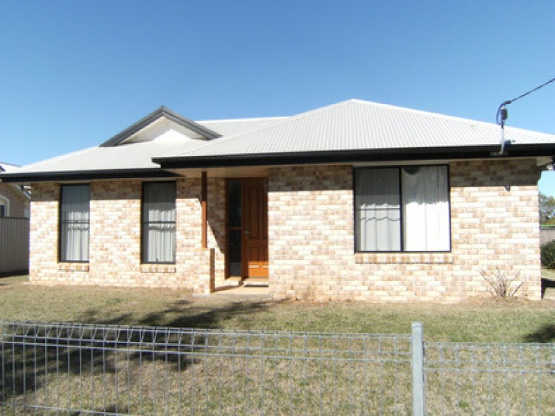 33 Main Street, Mount Tyson QLD 4356