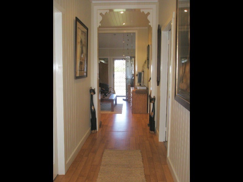 3 Short, Southbrook QLD 4363