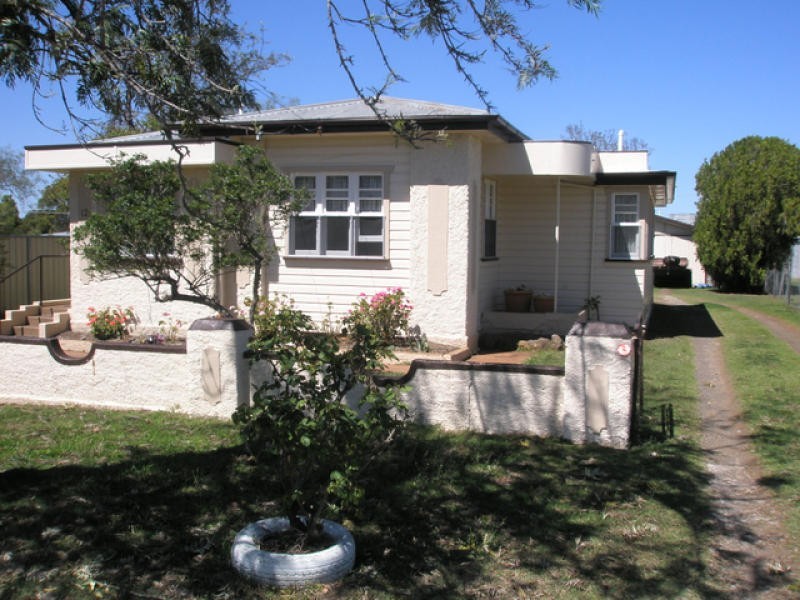 12 Allom Street, Pittsworth QLD 4356