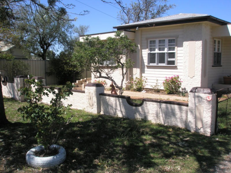 12 Allom Street, Pittsworth QLD 4356