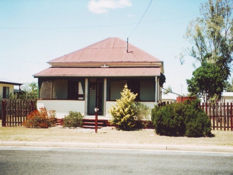 56 Margaret Street, Millmerran QLD 4357