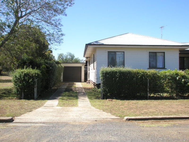 1 Tillet Street, Pittsworth QLD 4356