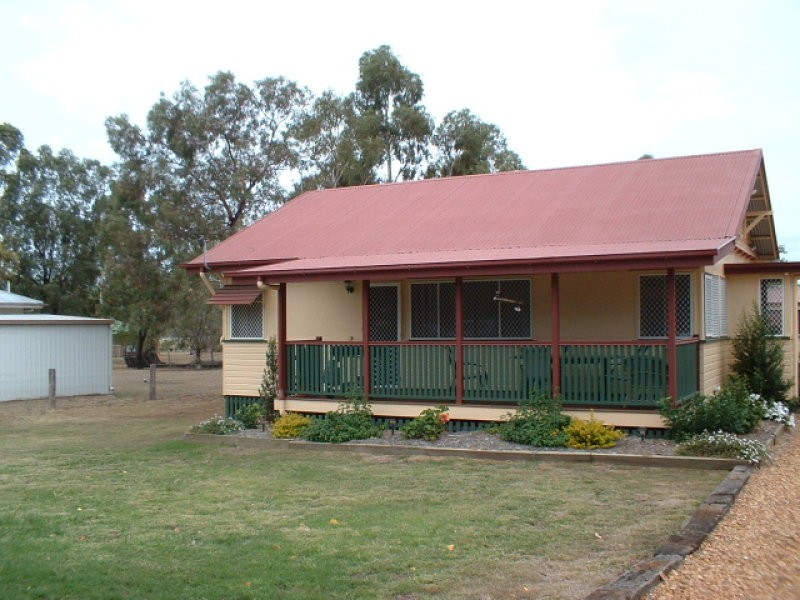 14 Cooper Street, Pittsworth QLD 4356