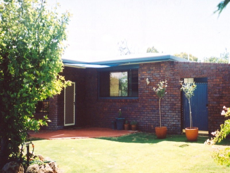 13 Holmes Street, Pittsworth QLD 4356