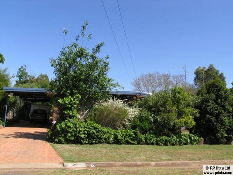 13 Holmes Street, Pittsworth QLD 4356