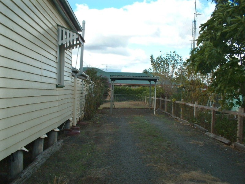 10 Murray Street, Pittsworth QLD 4356