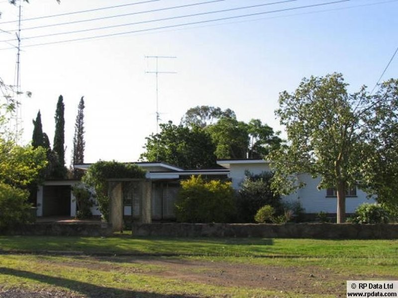 75 Hume Street, Pittsworth QLD 4356