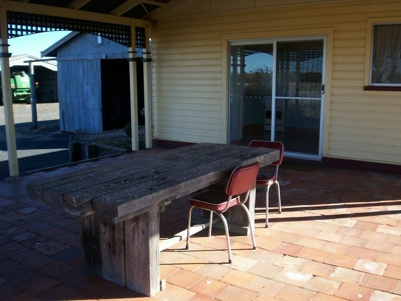 2 Murlaggan Road, Pittsworth QLD 4356