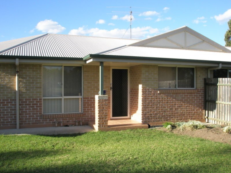 2B Genevieve Court, Millmerran QLD 4357