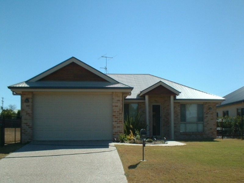 3 Sullivan Crescent, Pittsworth QLD 4356