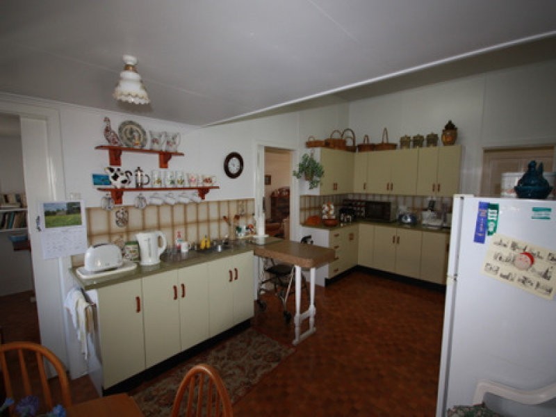 16 Murray Street, Pittsworth QLD 4356